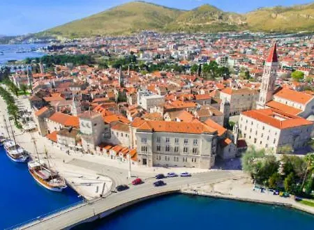 Felina Trogir
